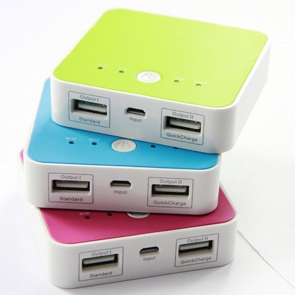 BATERIA EXTERNA CUADRADA VARIOS COLORES