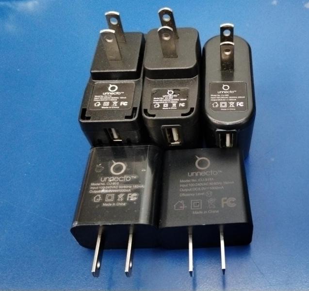 CUBO  UNNECTO  TIPO USB NEGRO