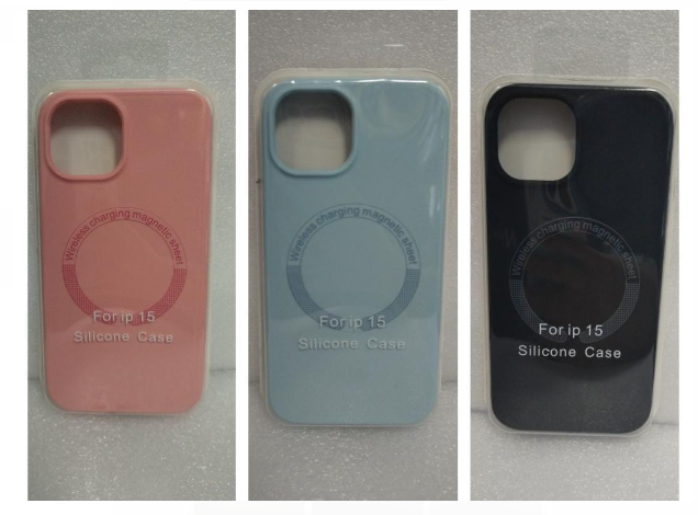 ESTUCHE SILICON  IPHONE 15 MAGSAFE ROSADO/NEGRO/CELESTE